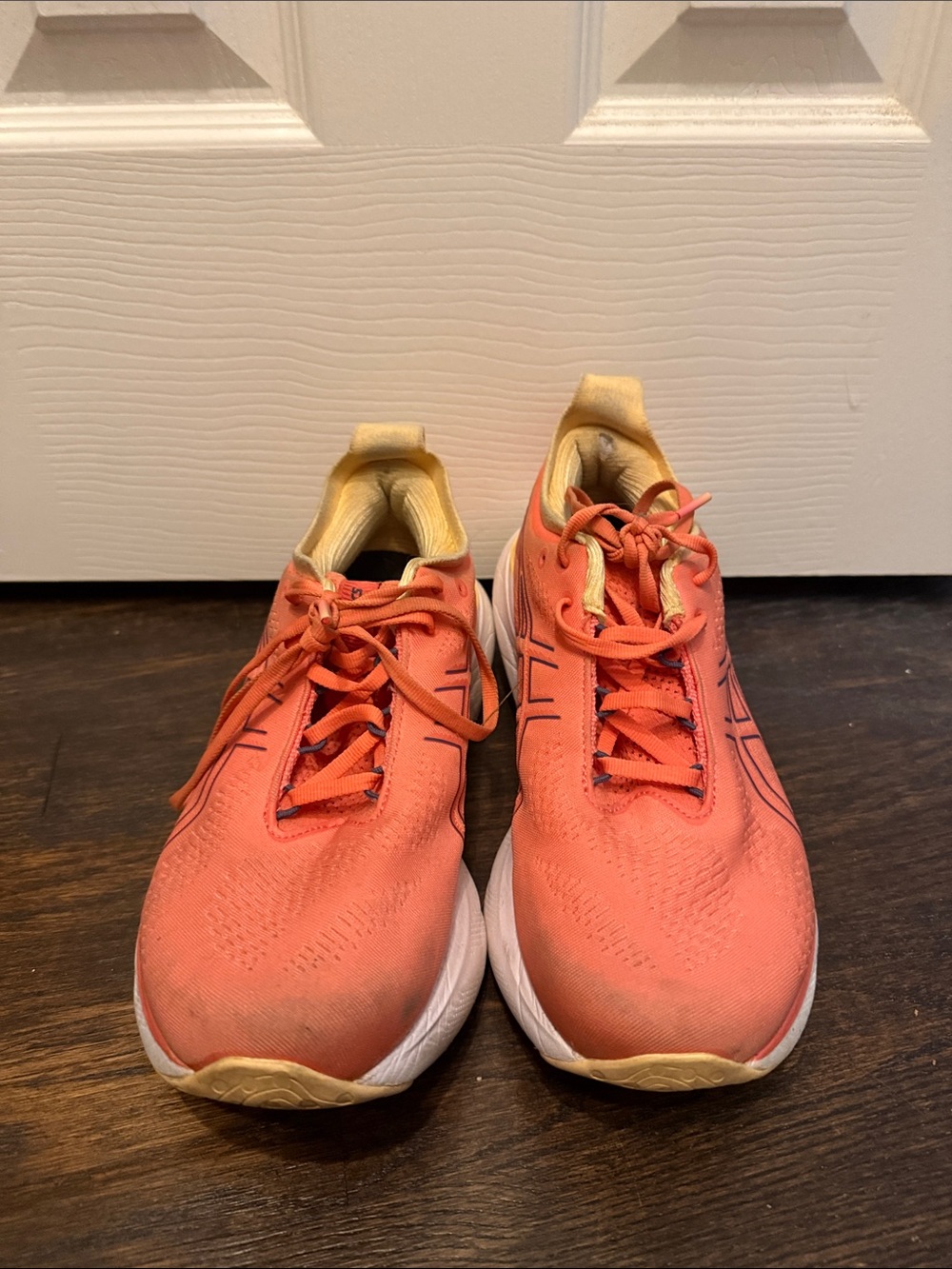 ASICS Gel Nimbus 25 | Peach, Yellow, and White | Women’s 9.5 Medium